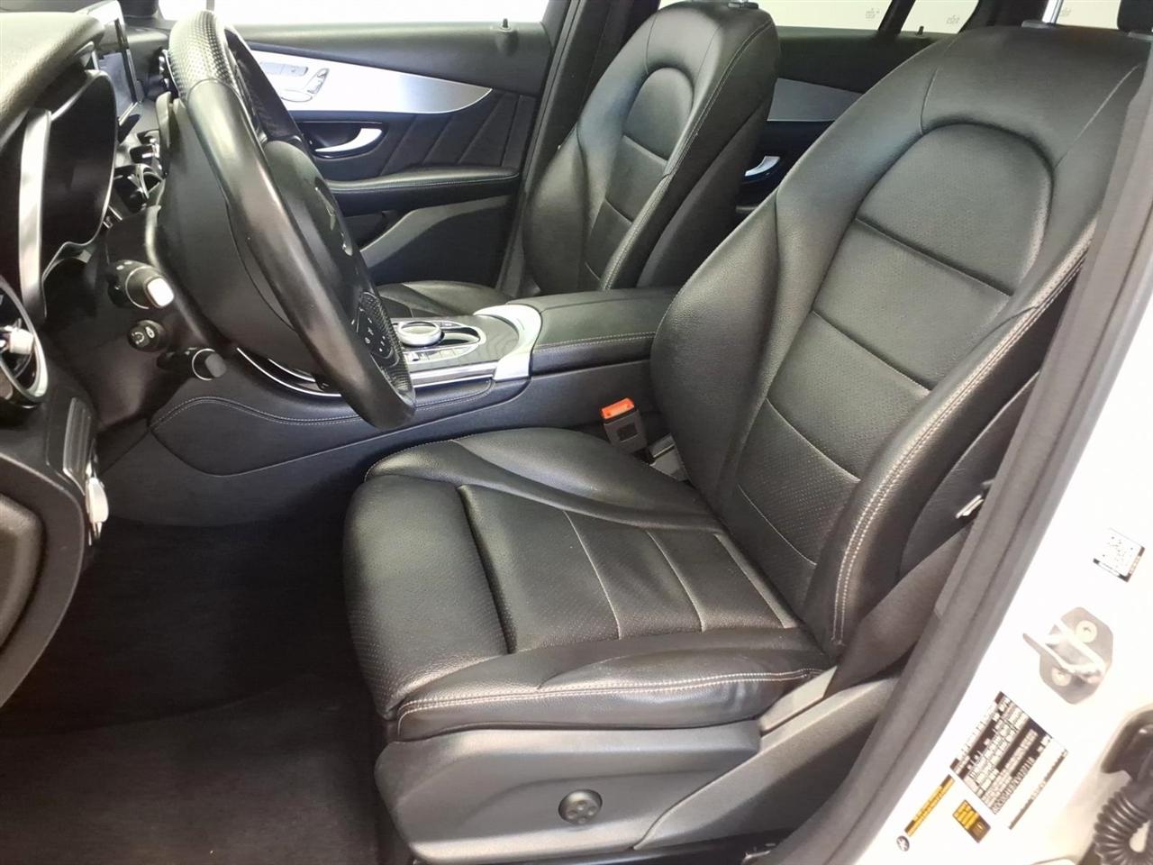 Mercedes-Benz GLC GLC 300 4MATIC SUV 2019