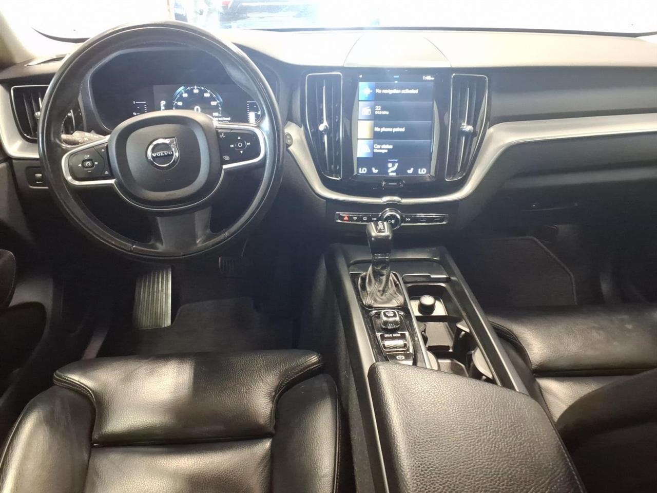 Volvo XC60 T5 AWD Momentum 2019