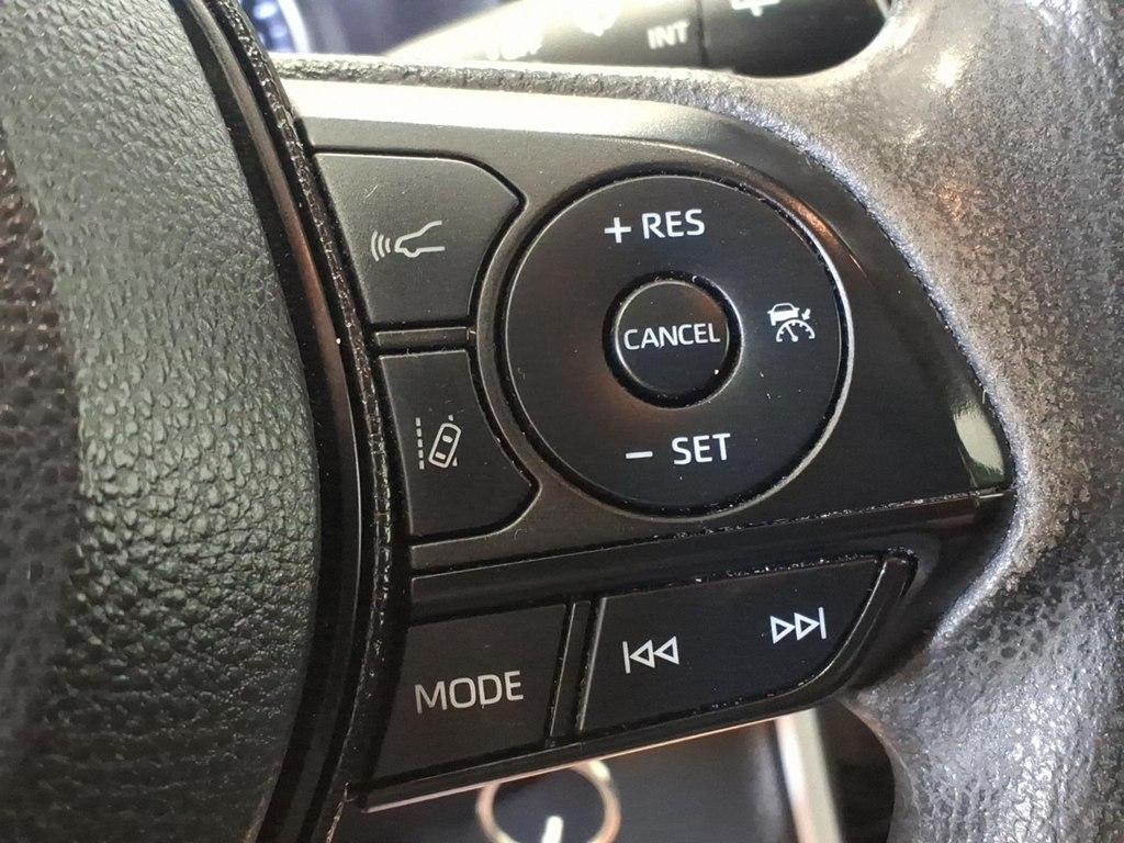 Toyota RAV4 LE AWD (Natl) 2019
