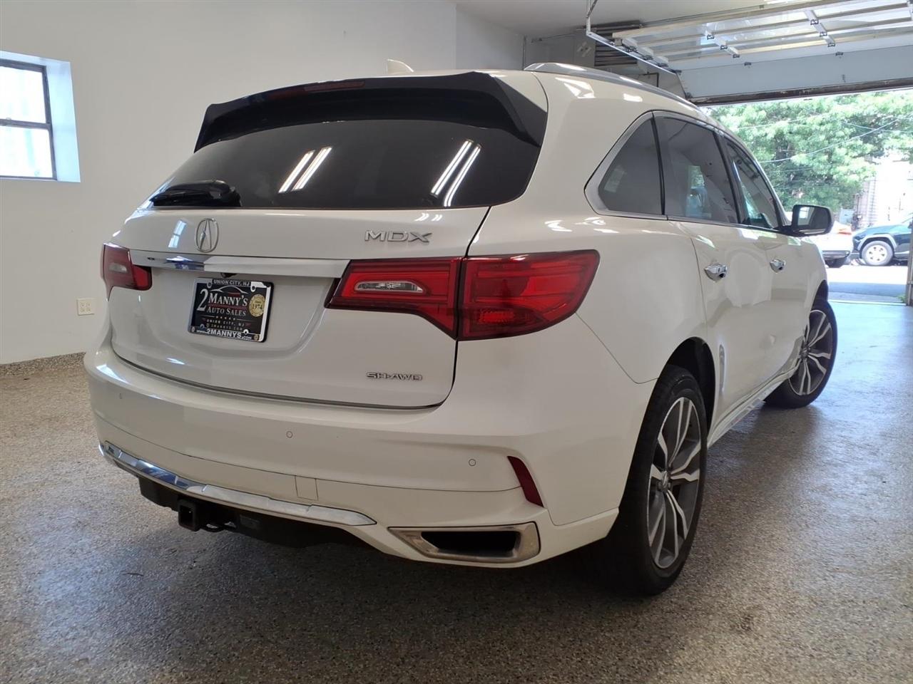 Acura MDX SH-AWD w/Advance Pkg 2019