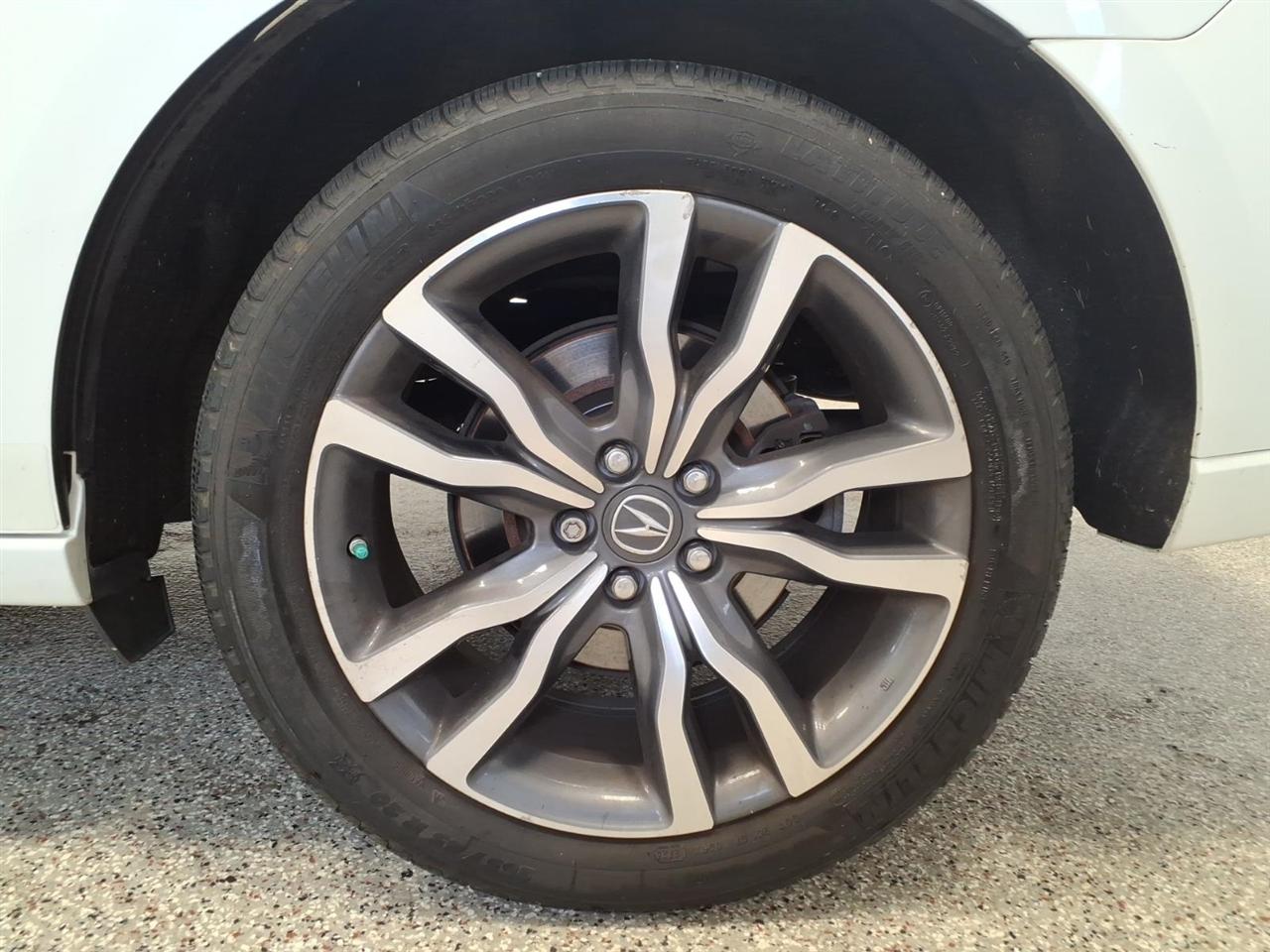 Acura MDX SH-AWD w/Advance Pkg 2019