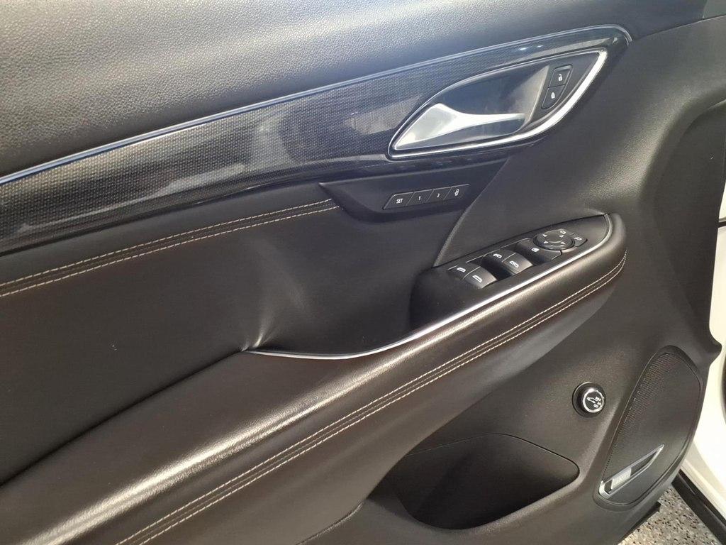 Buick Envision  2021