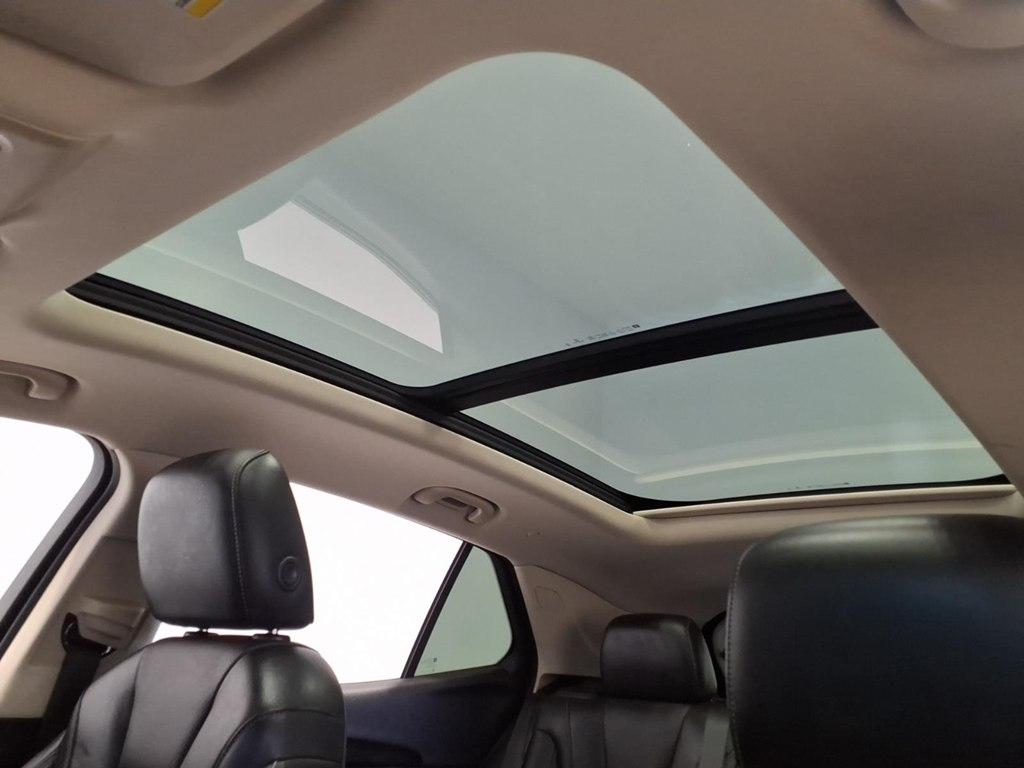 Buick Envision  2021