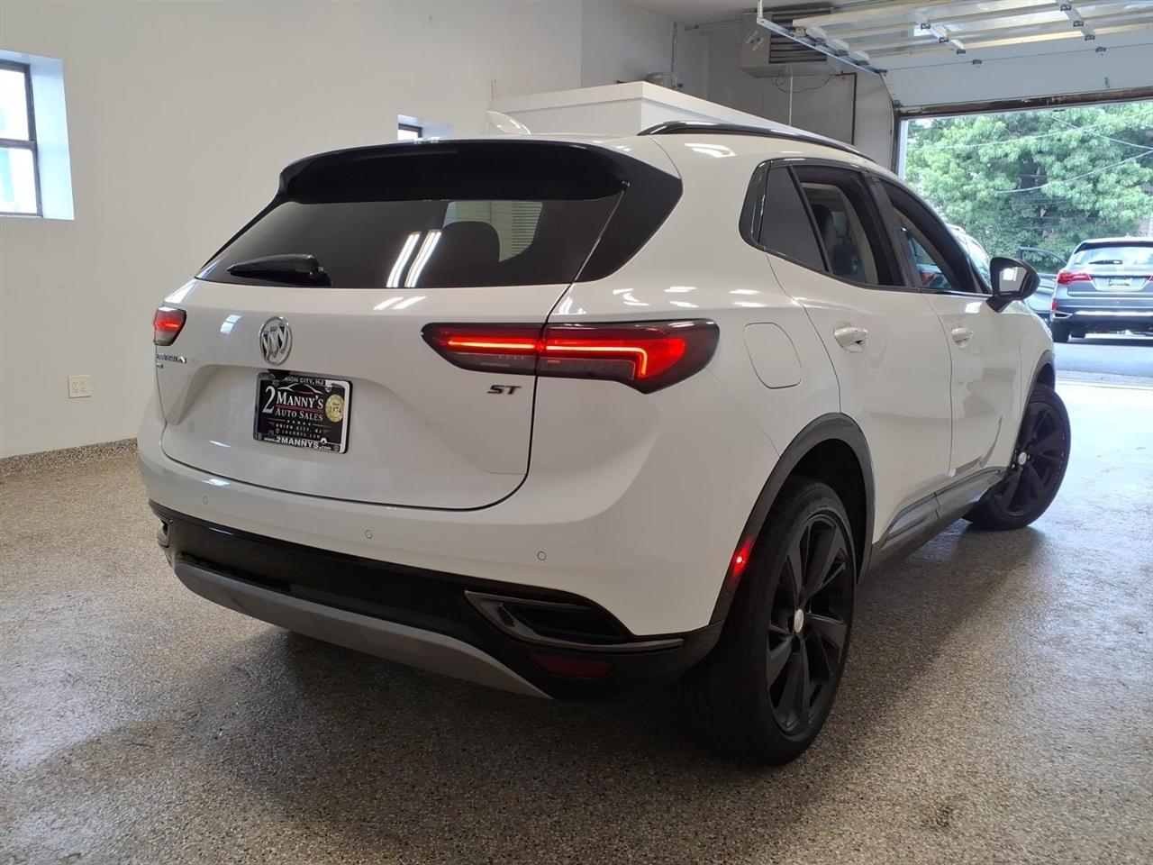 Buick Envision  2021