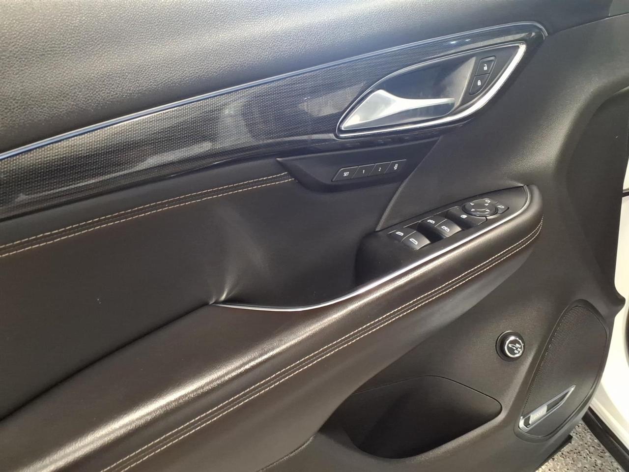 Buick Envision  2021