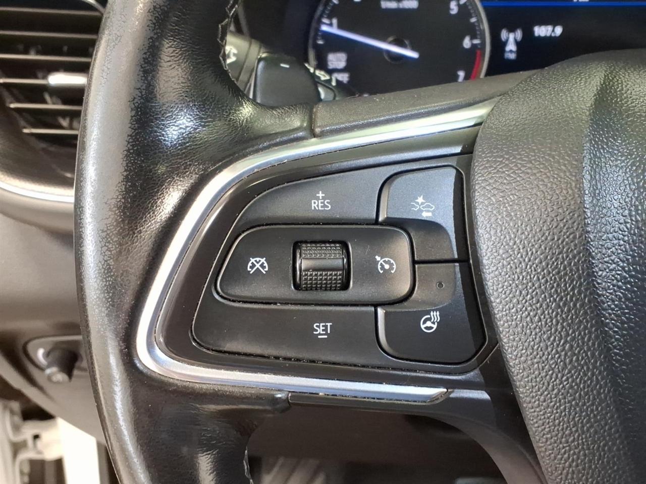 Buick Envision  2021