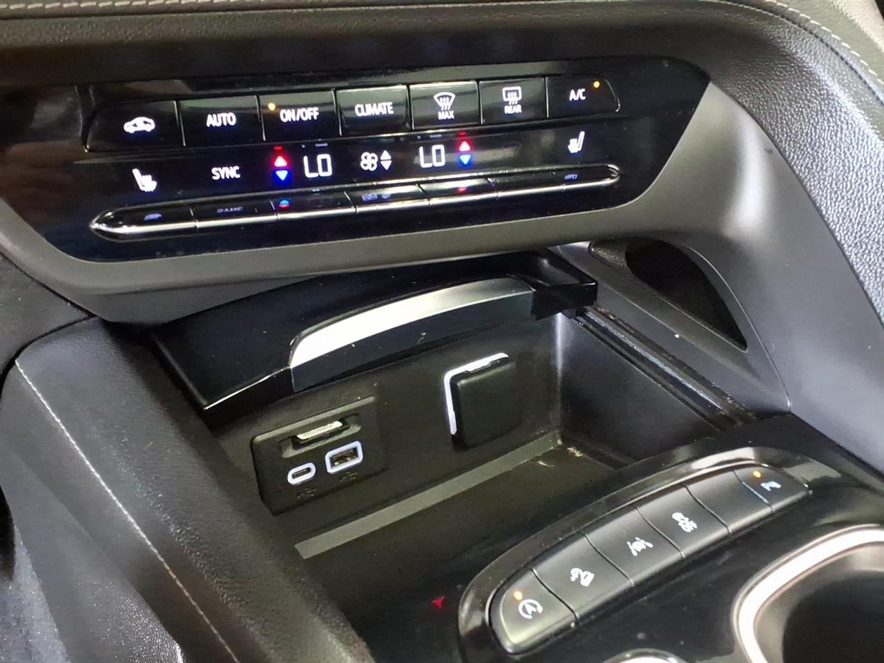 Buick Envision  2021