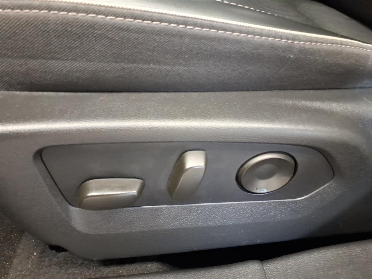 Buick Envision  2021