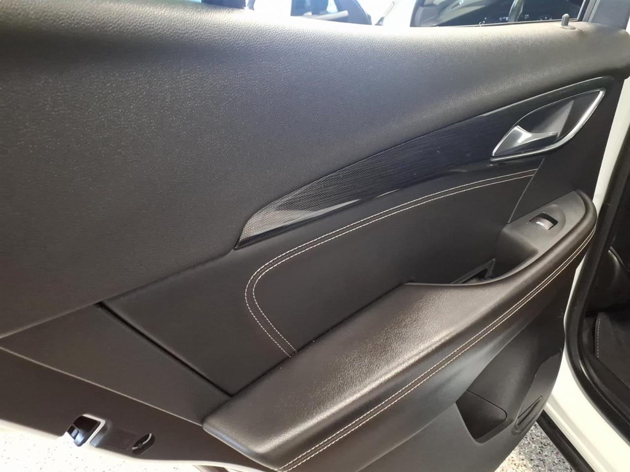 Buick Envision  2021