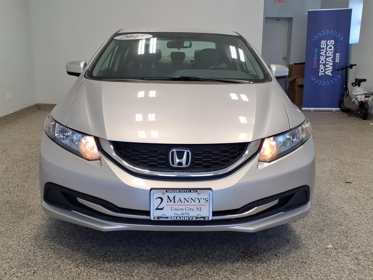 Honda Civic Sedan 4dr CVT LX 2015