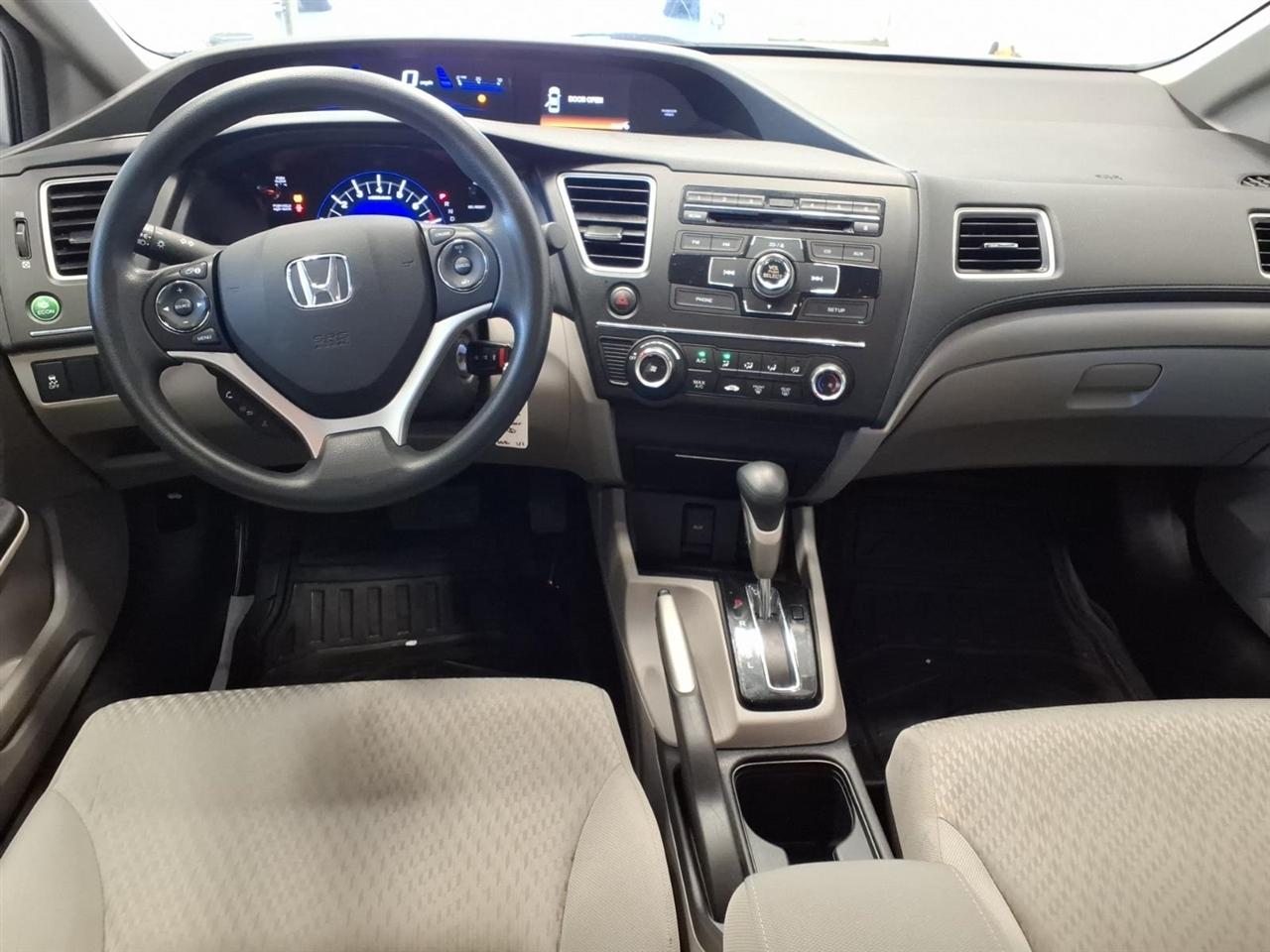 Honda Civic Sedan 4dr CVT LX 2015