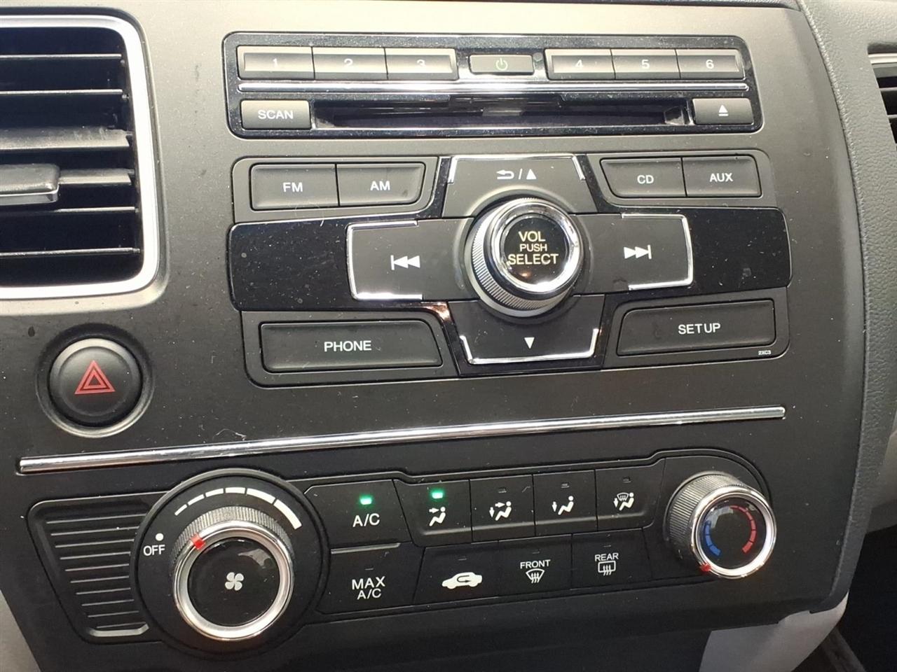 Honda Civic Sedan 4dr CVT LX 2015