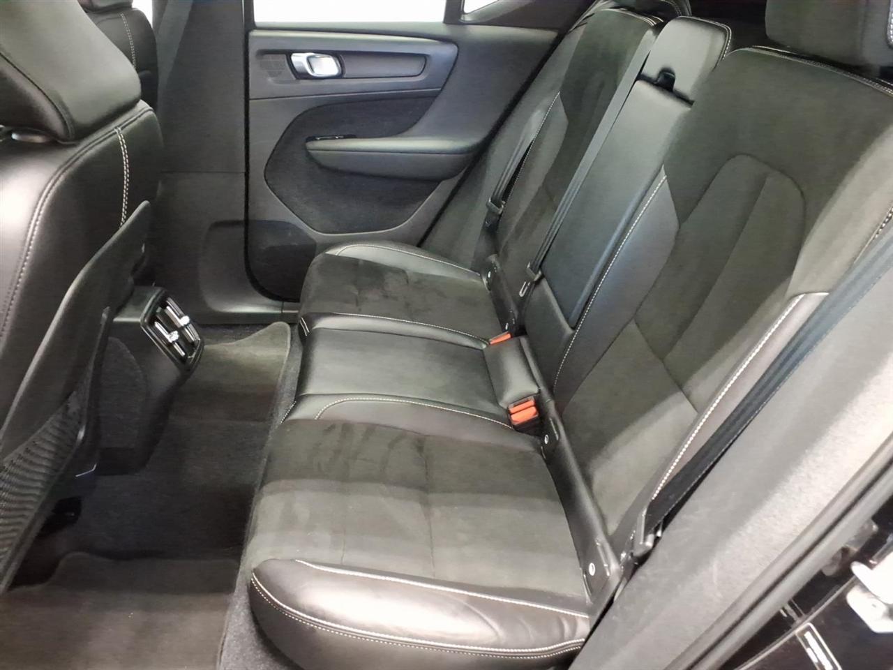 Volvo XC40 T5 AWD R-Design 2021