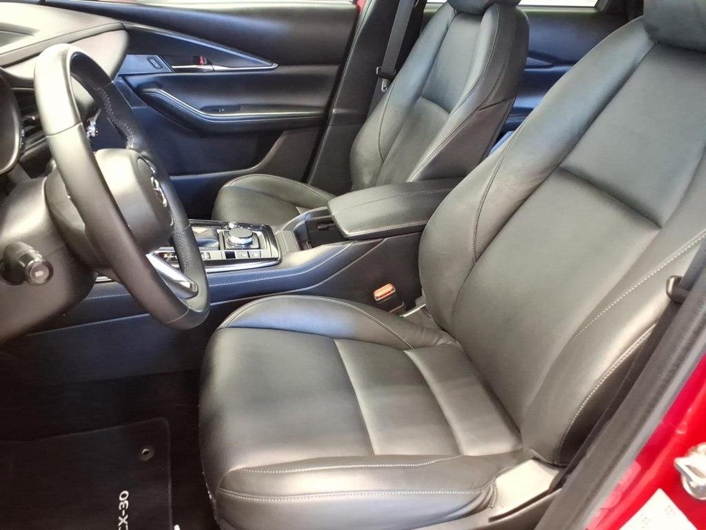 Mazda CX-30 photo 17
