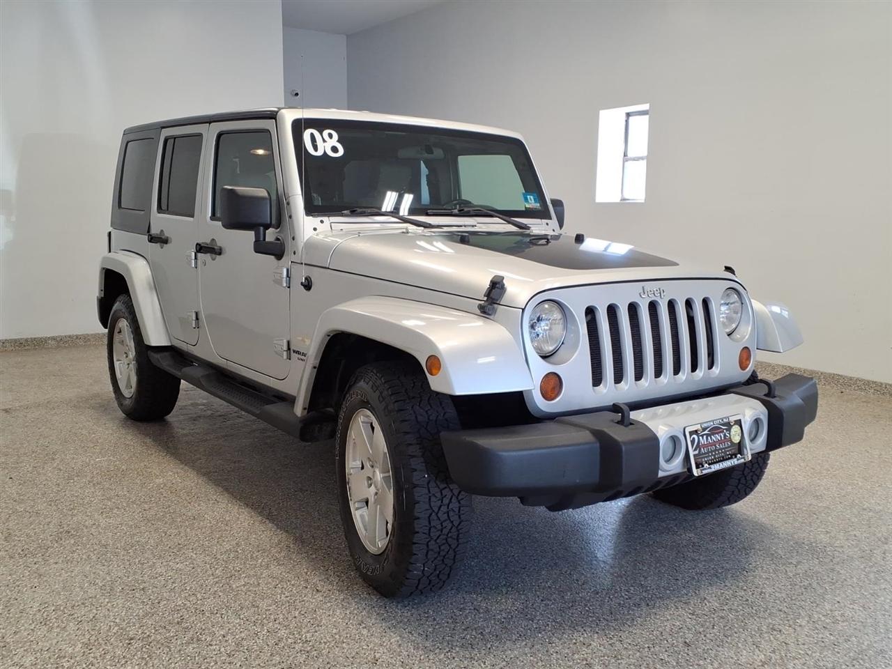 Jeep Wrangler 4WD 4dr Unlimited Sahara 2008
