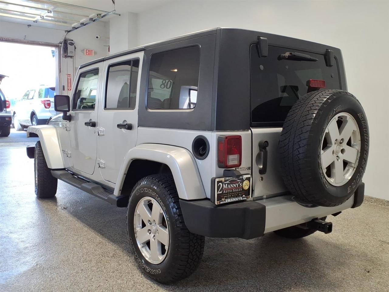 Jeep Wrangler 4WD 4dr Unlimited Sahara 2008
