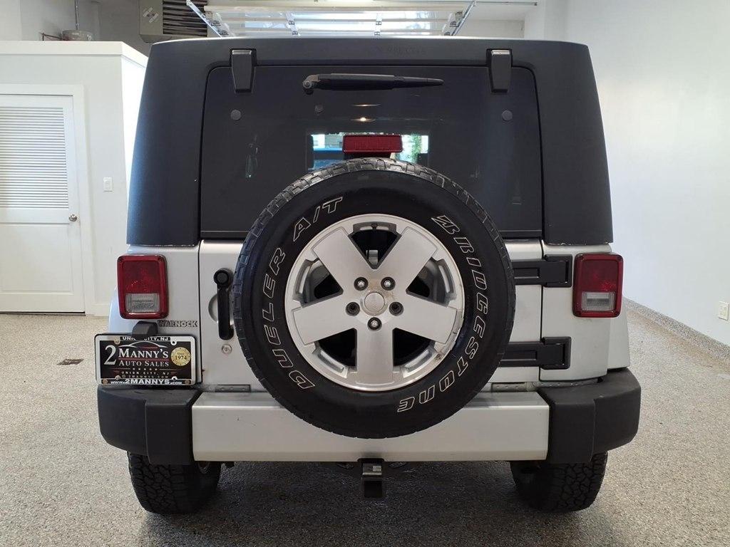Jeep Wrangler photo 5