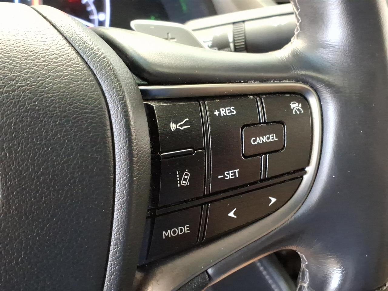 Lexus ES  2019