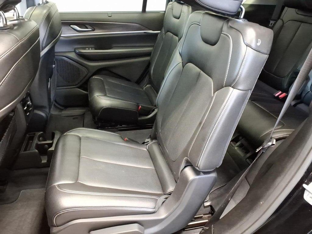 Jeep Grand Cherokee L photo 20
