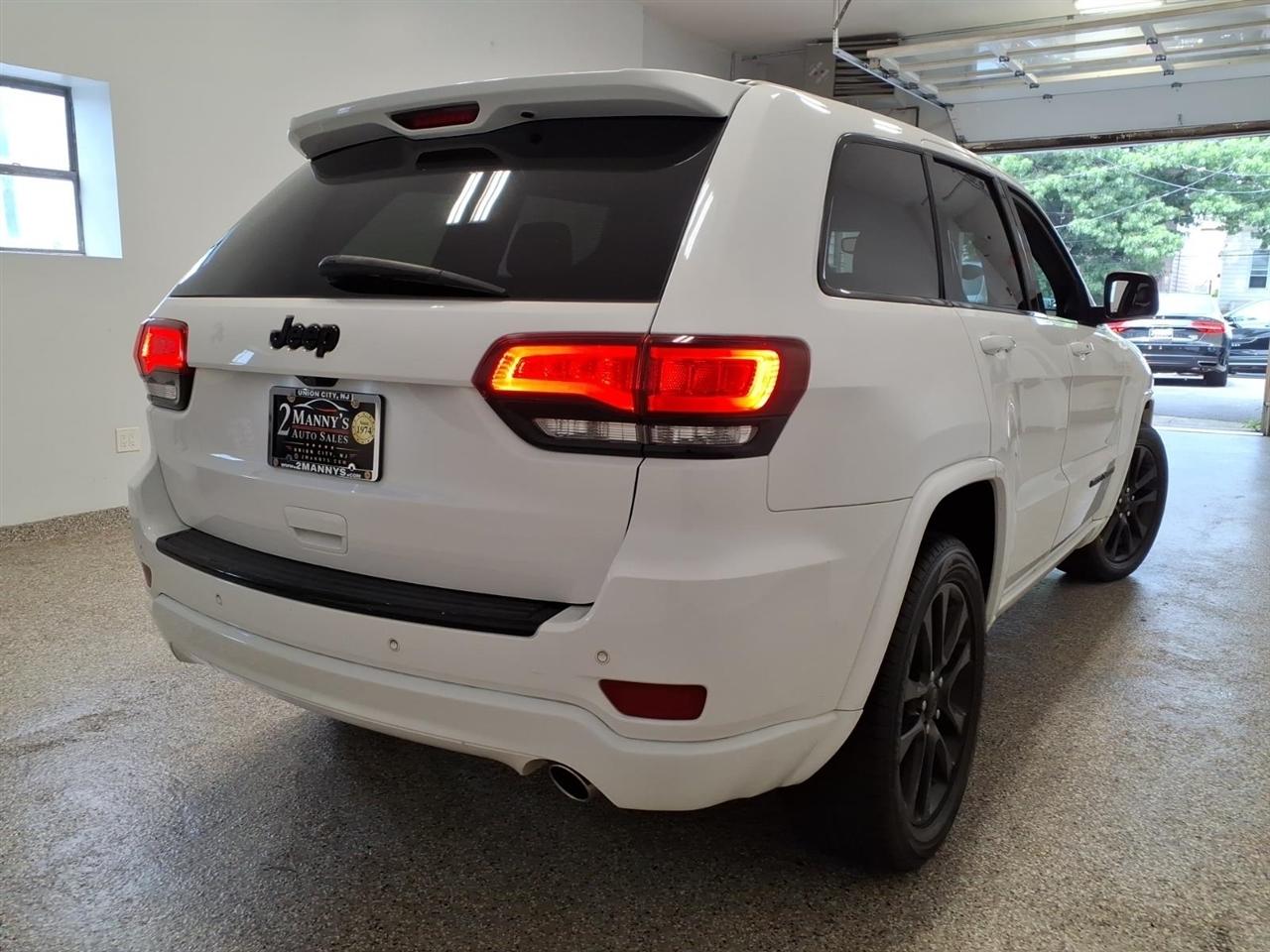 Jeep Grand Cherokee  2018