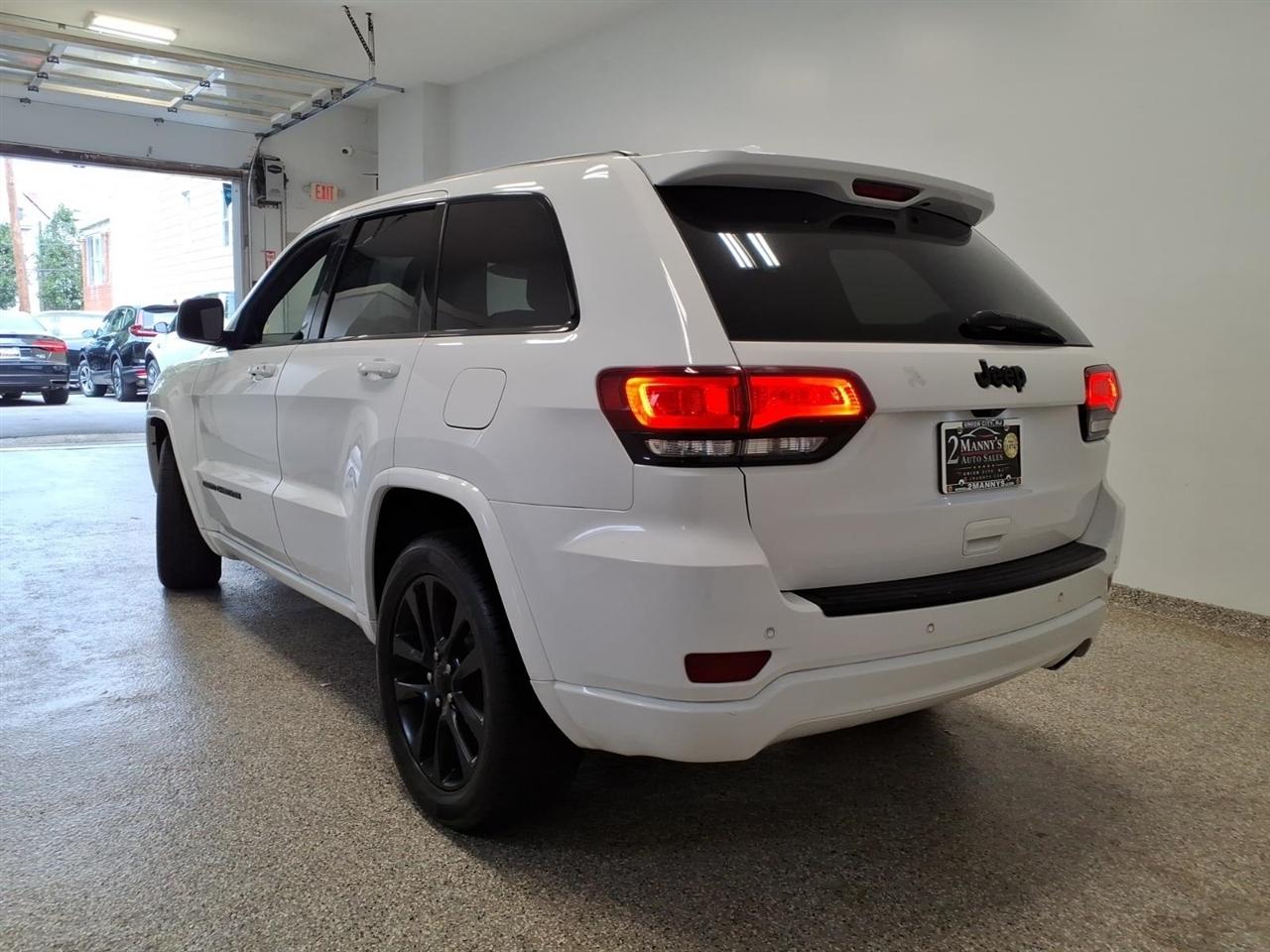 Jeep Grand Cherokee  2018