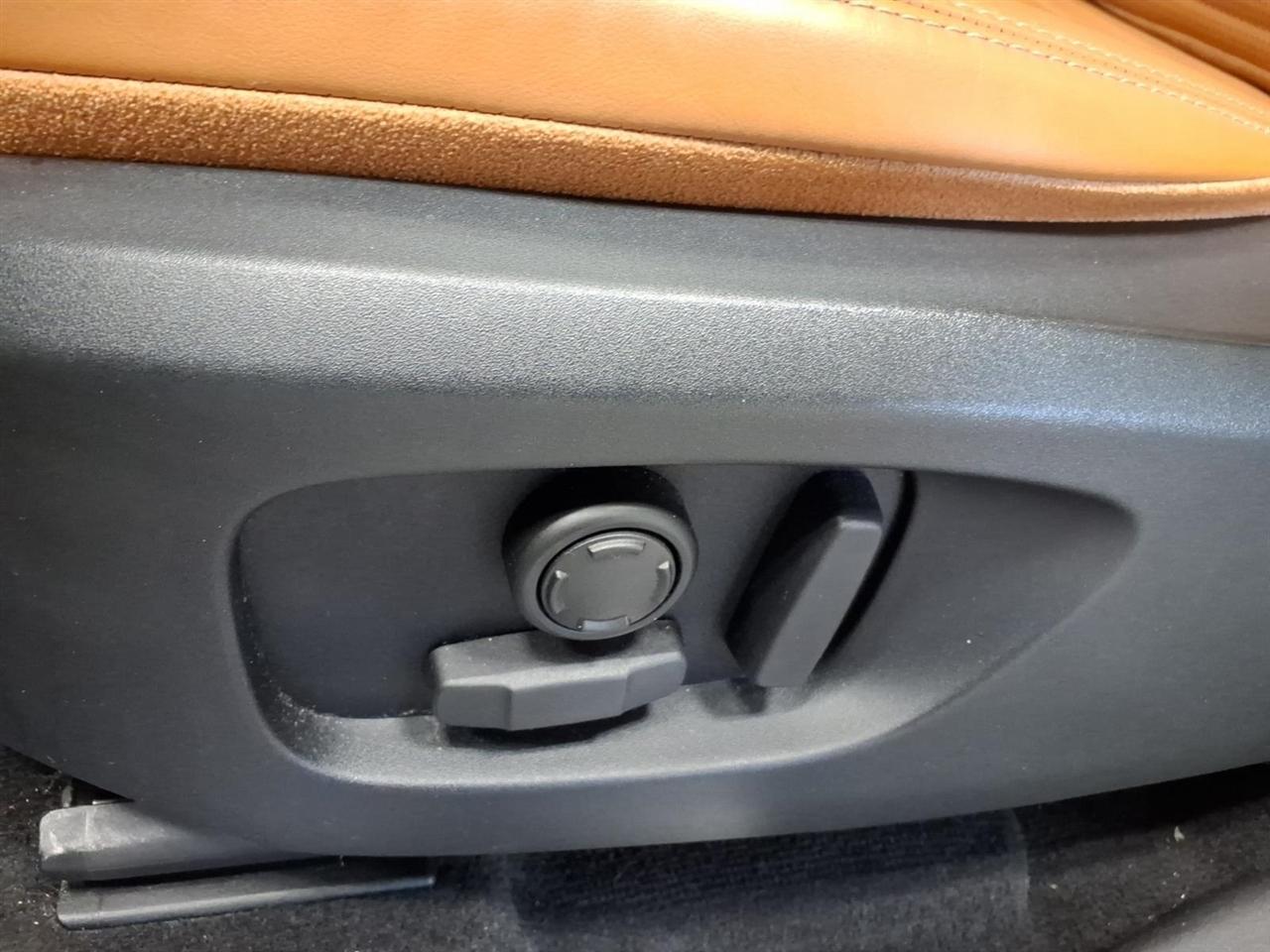 Land Rover Discovery Sport HSE Luxury 4WD 2018