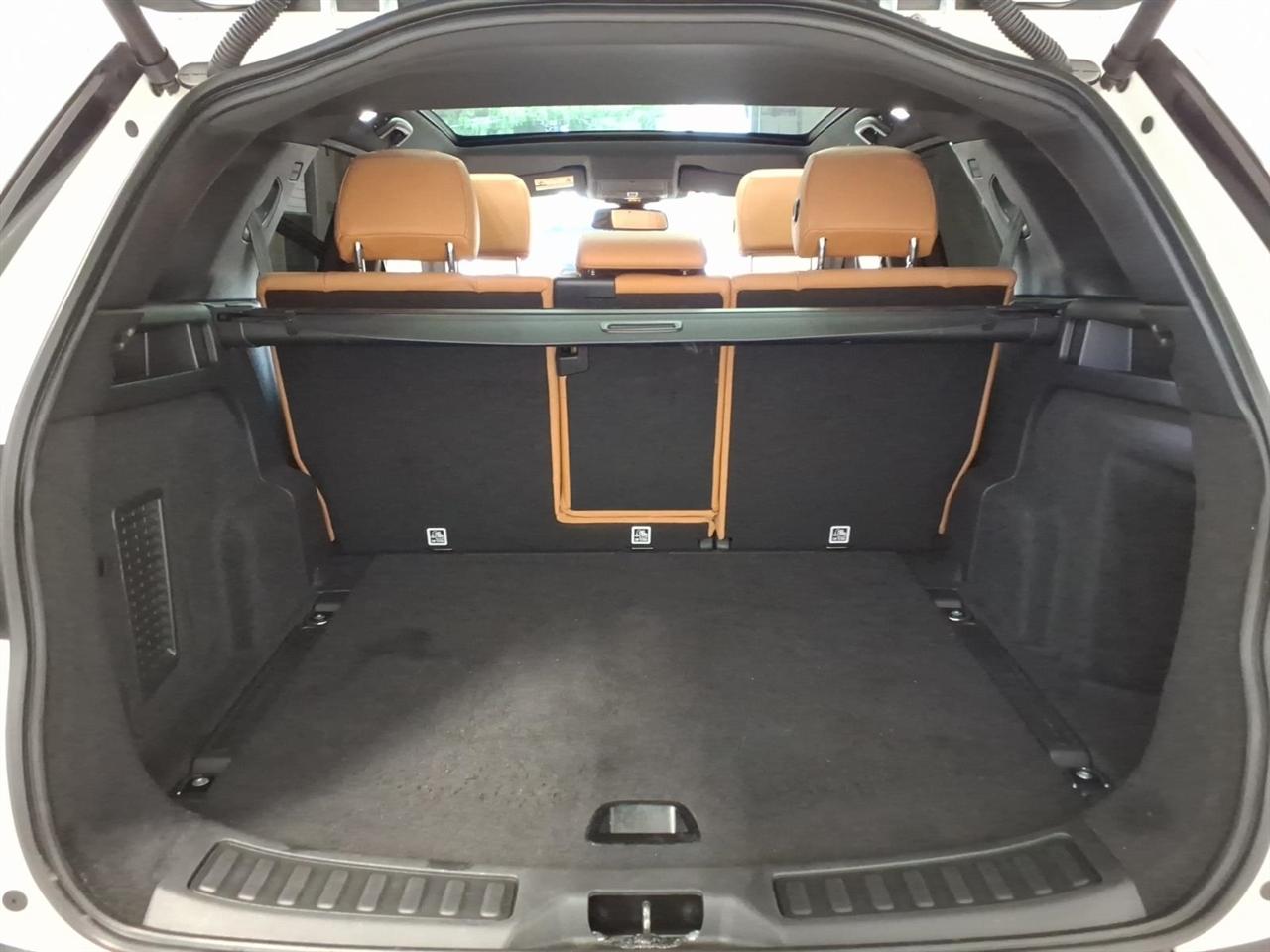 Land Rover Discovery Sport HSE Luxury 4WD 2018
