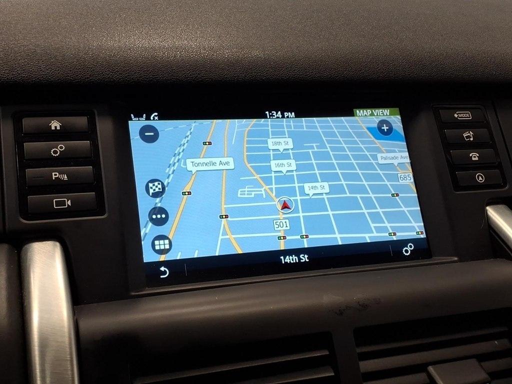 Land Rover Discovery Sport photo 13