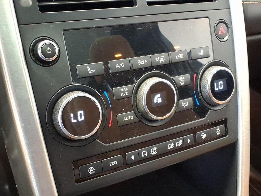 Land Rover Discovery Sport photo 15
