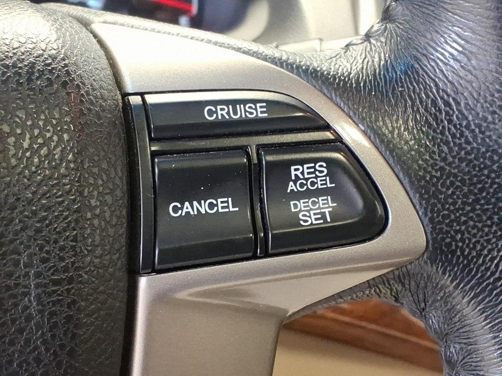 Honda Accord photo 12