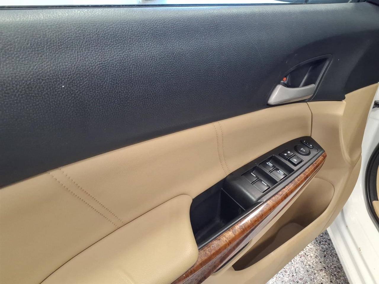 Honda Accord Sdn 4dr I4 Auto EX-L 2012