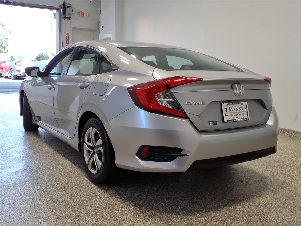 Honda Civic Sedan 4dr CVT LX 2016