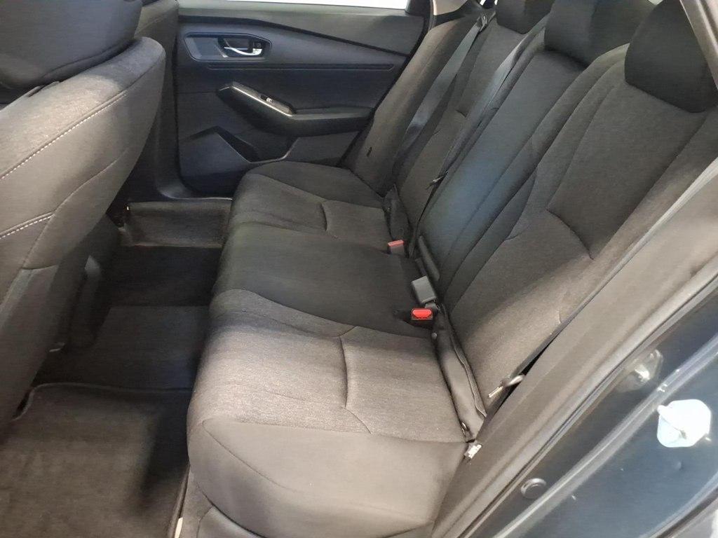 Honda Accord photo 20