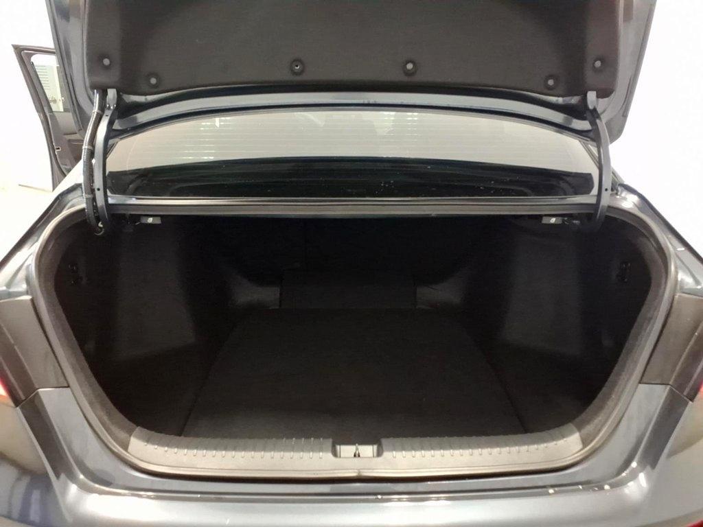 Honda Accord photo 24