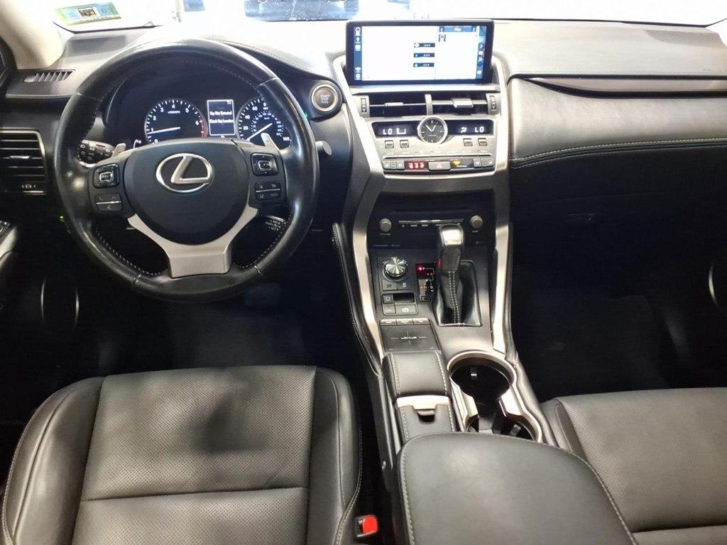 Lexus NX  2018