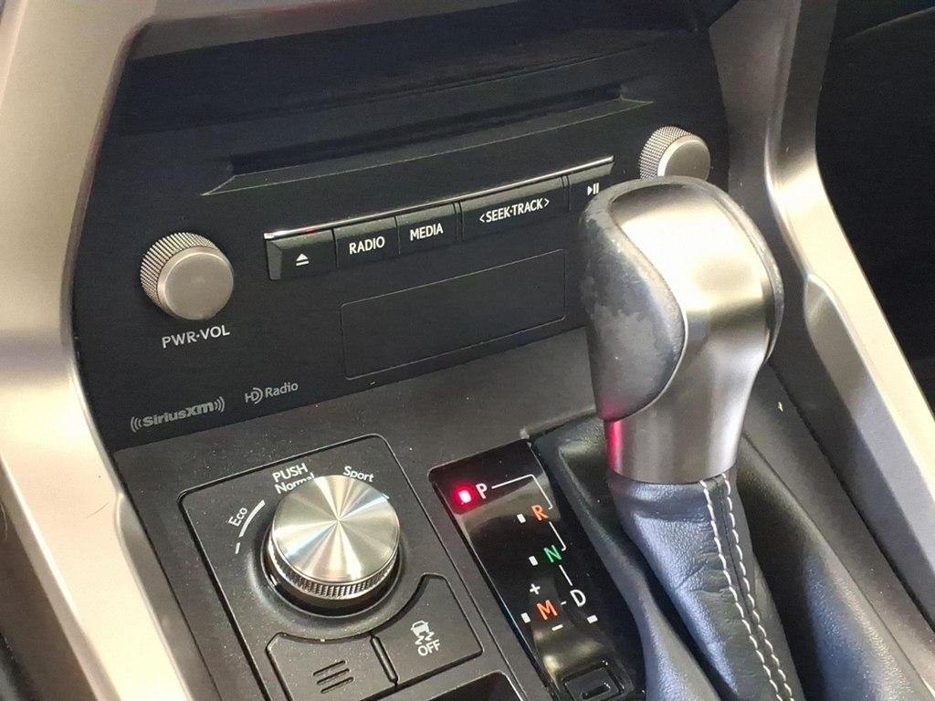 Lexus NX  2018