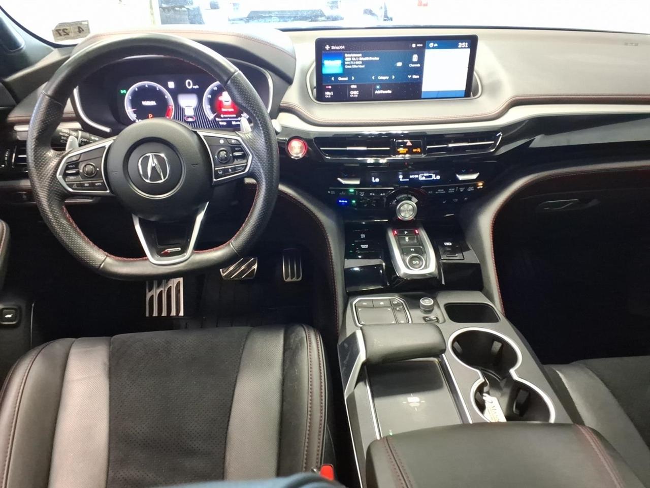 Acura MDX photo 9