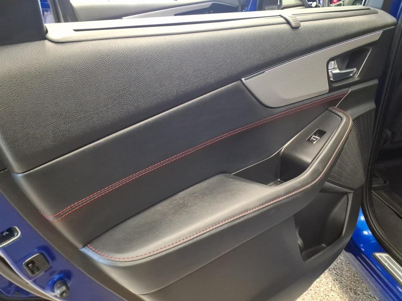 Acura MDX photo 21