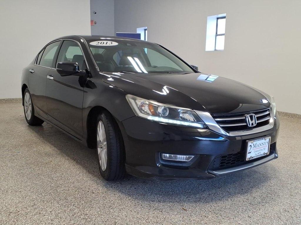 Honda Accord Sdn  2013