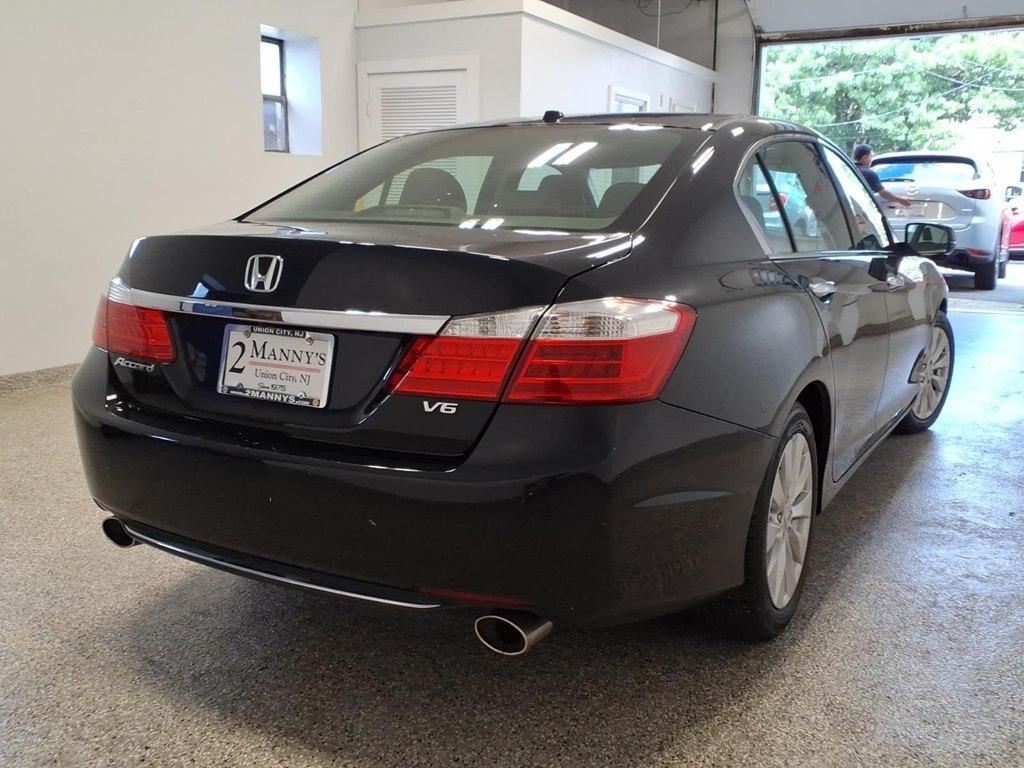 Honda Accord Sdn  2013