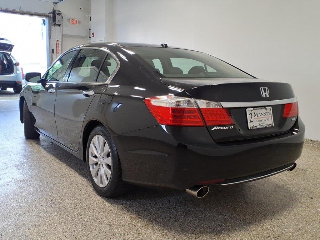 Honda Accord Sdn  2013