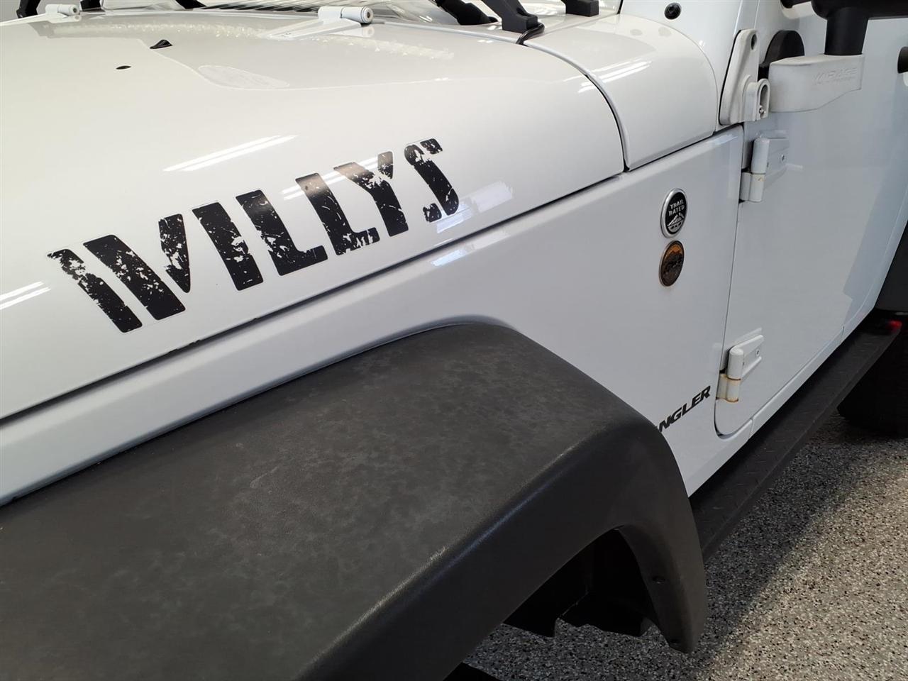 Jeep Wrangler 4WD 2dr Willys Wheeler 2016