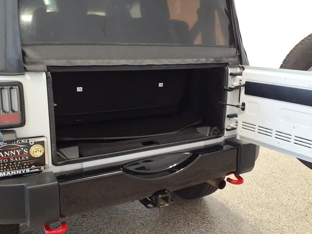 Jeep Wrangler 4WD 2dr Willys Wheeler 2016