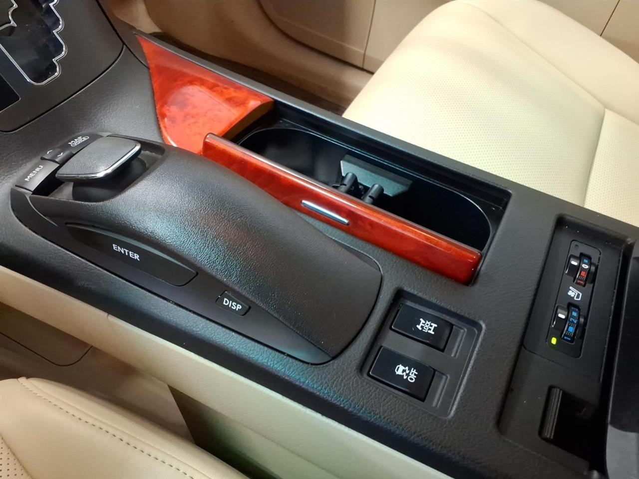 Lexus RX photo 16