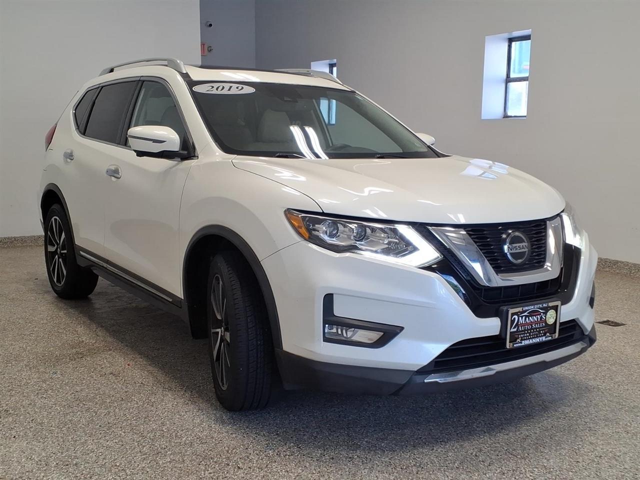 Nissan Rogue photo 3