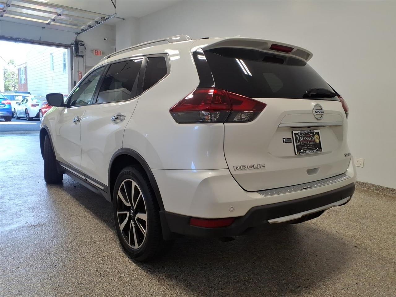 Nissan Rogue photo 6