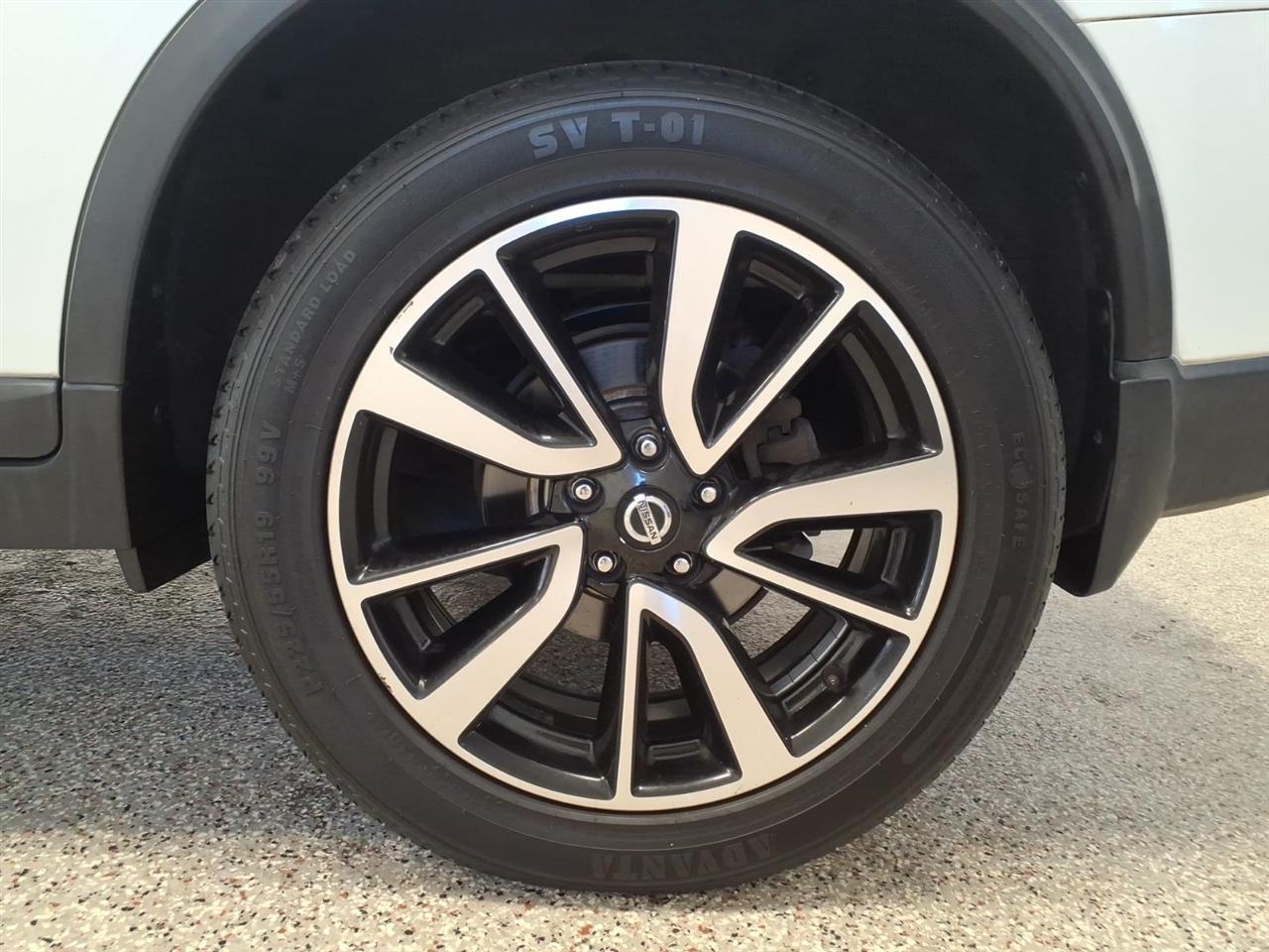 Nissan Rogue photo 7