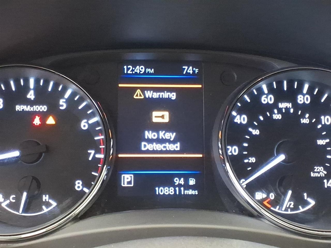 Nissan Rogue photo 12