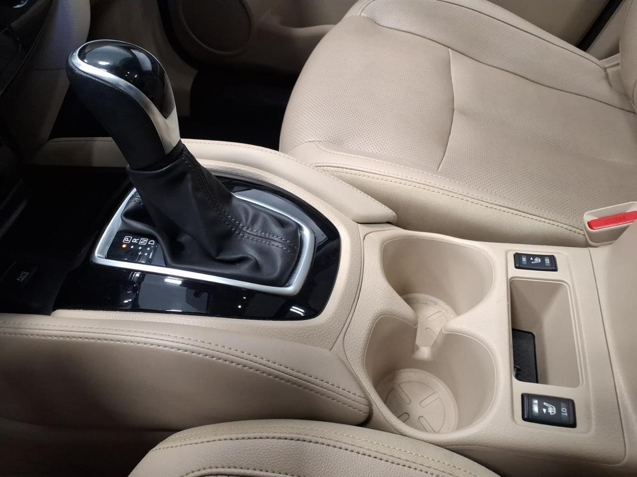 Nissan Rogue photo 19