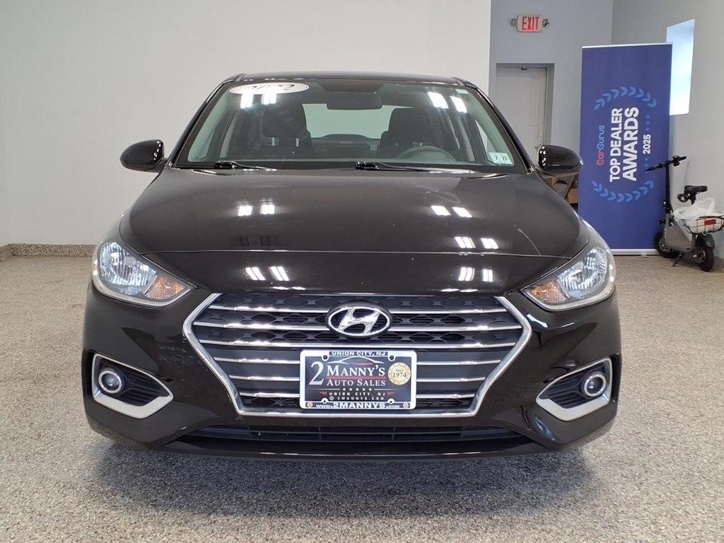 Hyundai Accent photo 2